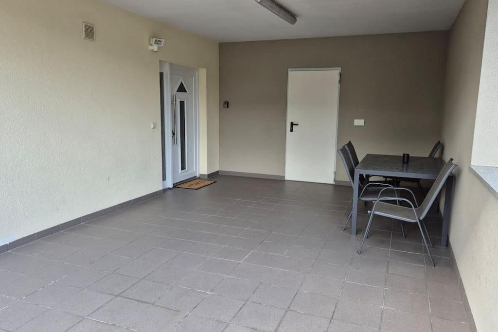 Ferienwohnung Au In Bitburg Eksteriør billede